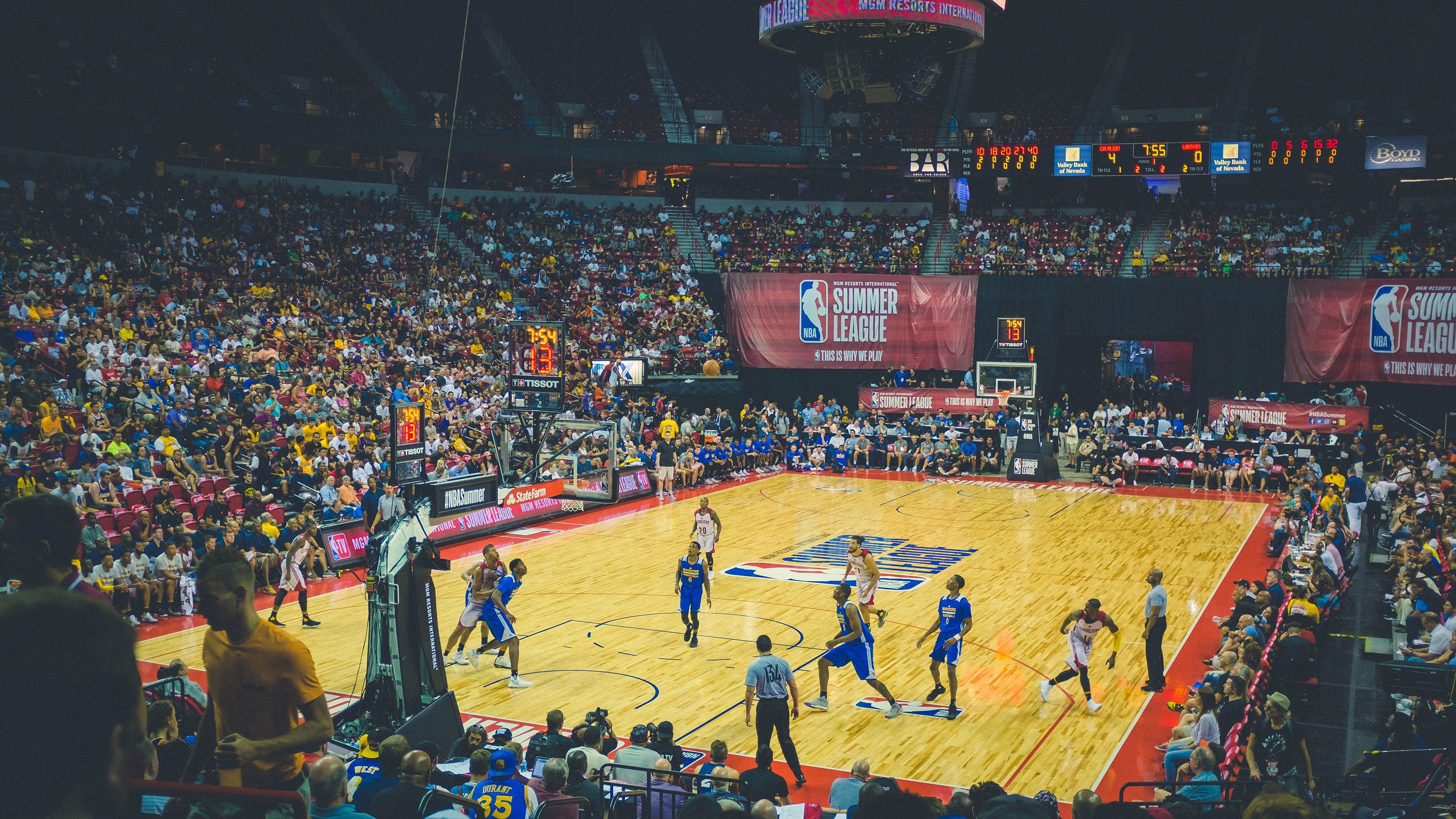 开云体育入口-莫兰特数据全面爆炸！NBA季后赛之夜见证新王崛起